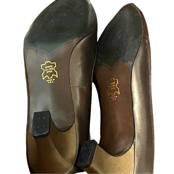 Elby Comfort Flex Vintage 80s Metallic leather kitten heel slip-on dress shoes